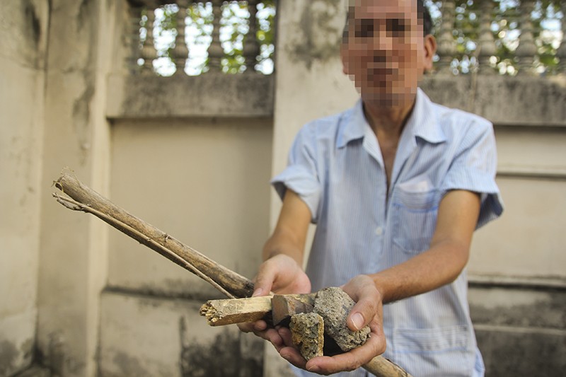 Người đàn ông khốn khổ vì lời đồn ngôi nhà bị ma ám - ảnh 4
